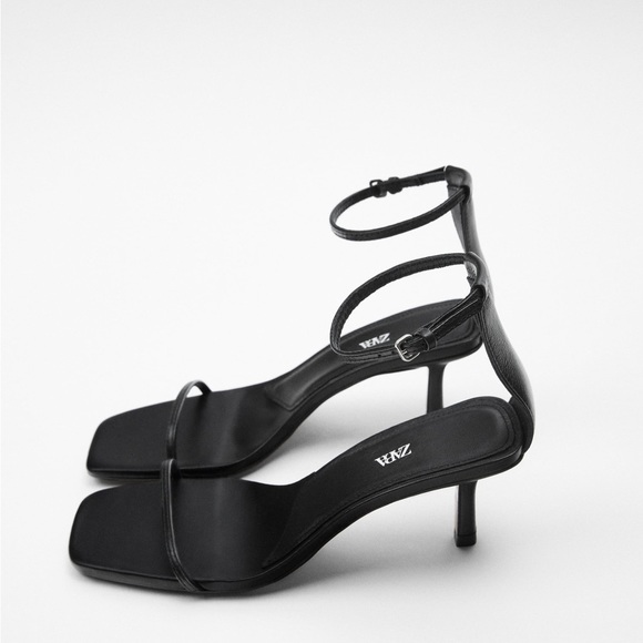 ❌SOLD❌NEW ZARA MINIMALIST HEELED LEATHER SANDALS SIZE 10(41) - Picture 3 of 11